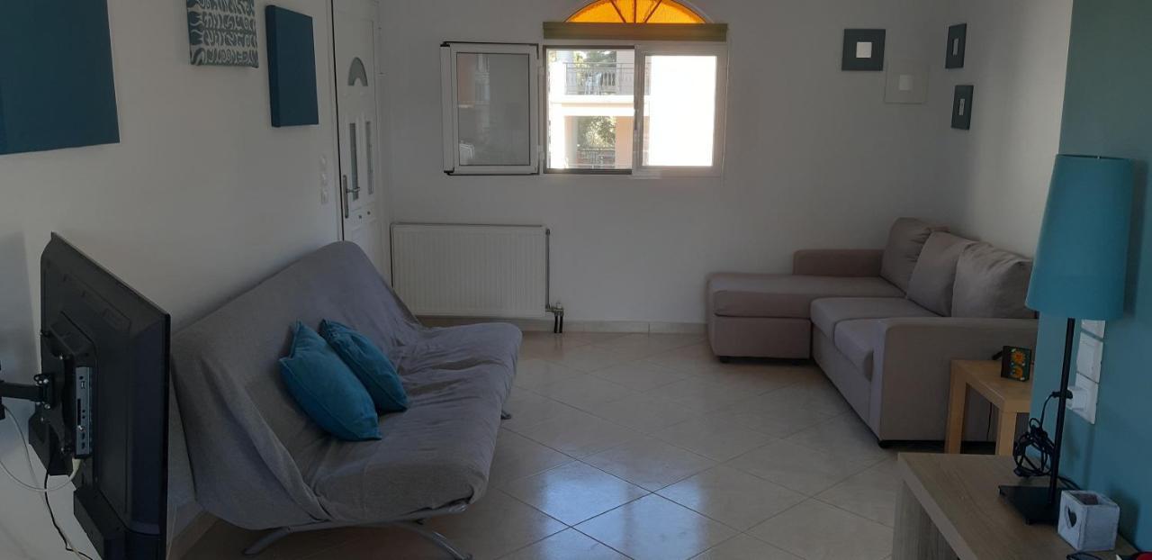 KhelmátaTheasis House公寓 外观 照片