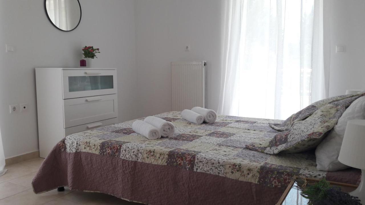 KhelmátaTheasis House公寓 外观 照片