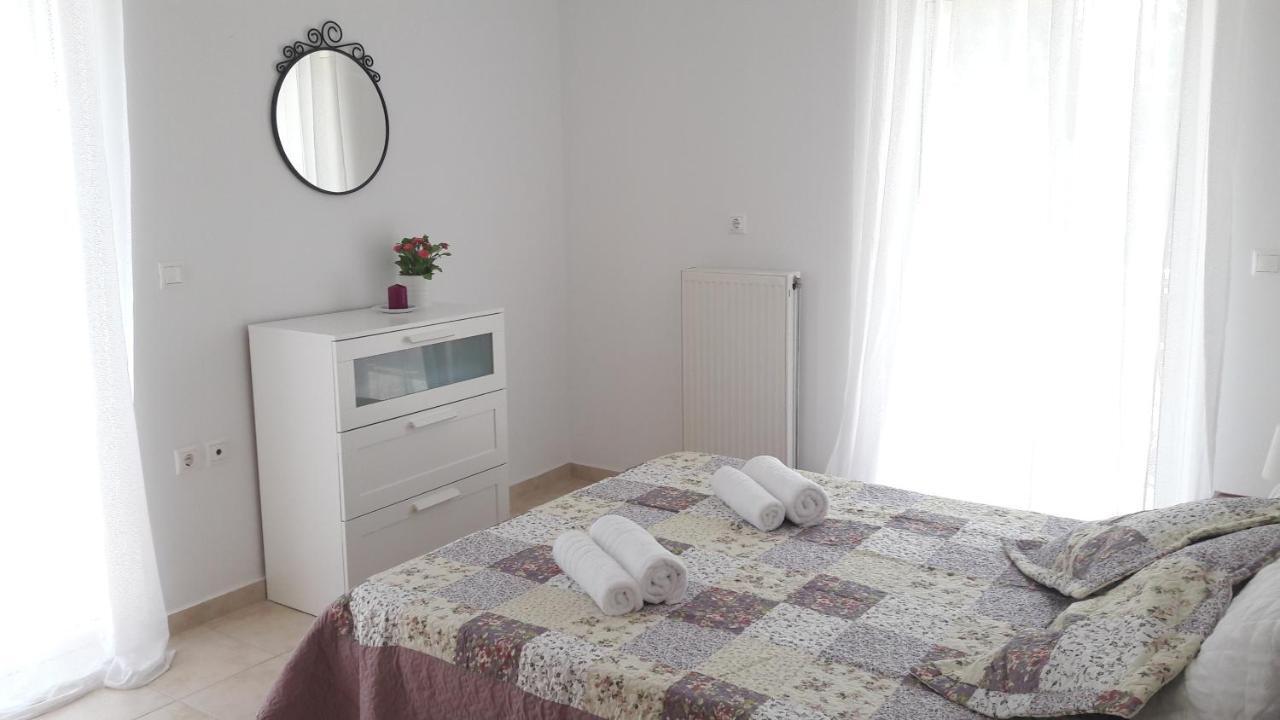 KhelmátaTheasis House公寓 外观 照片