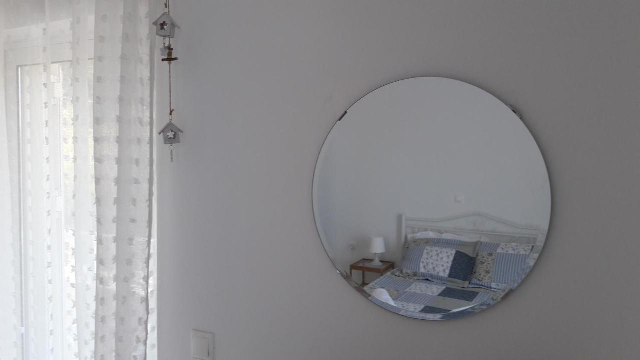 KhelmátaTheasis House公寓 外观 照片